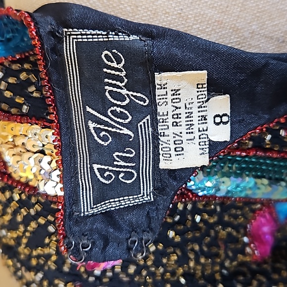 VINTAGE IN VOGUE DRESS MADE IN INDIA 8 BEADED SEQUINS 100% SILK 100% RAYON - Picture 12 of 13